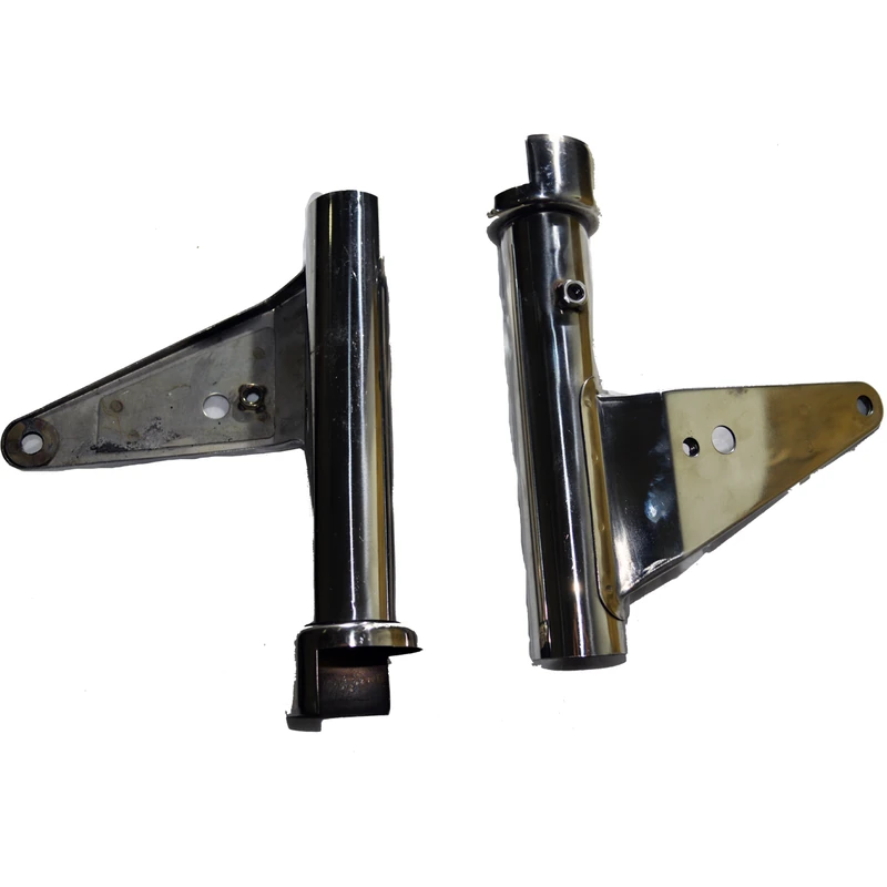 SOPORTE DE FARO IZQ/DER ITALIKA FT125 / HONDA CG125 CROMADO