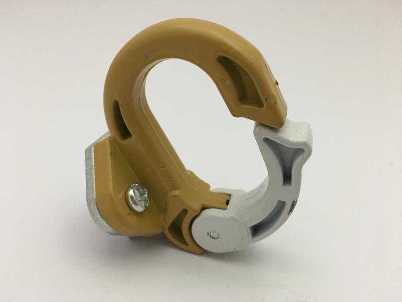 GANCHO METALICO PARA CASCO