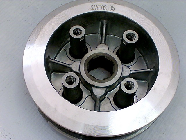 PLATO PRESION C/CENTRO GUIA SAYTO 4 TORNILLOS FORZA125/FT125