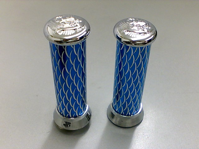 PUŃOS JSMX CHOPPER COLOR METALICO ALUMINIO (NEGRO, AMARILLO, AZUL, ROSADO) TIPO ESCAMAS JGO