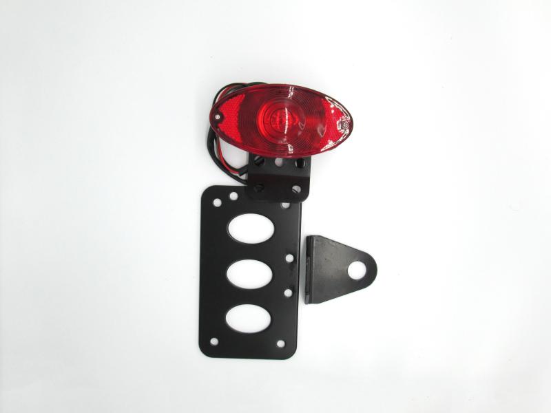 STOP TRASERO OVAL CON PORTAPLACA LATERAL