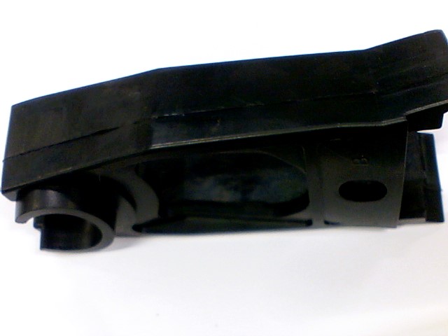 DESLIZADOR DE CADENA(HUESO) RT-200 NEGRO NEGRO