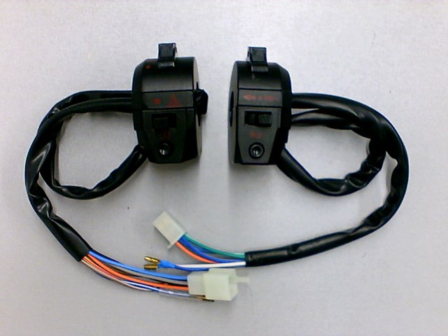 MANDO JSMX IZQ/DER FORZA125/FT125