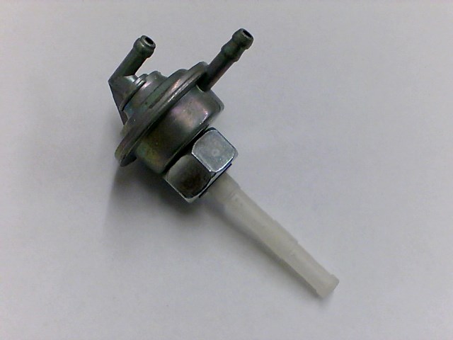 LLAVE JSMX GASOLINA CS125/CITY125 C/TUERCA