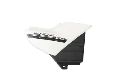 CUBIERTA SAYTO LATERAL YBR125 DER BLANCA