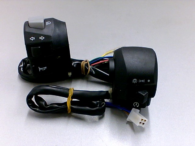 MANDO JSMX IZQ/DER YBR125