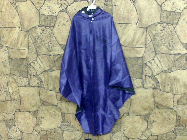 IMPERMEABLE TIPO CAPA MORADO