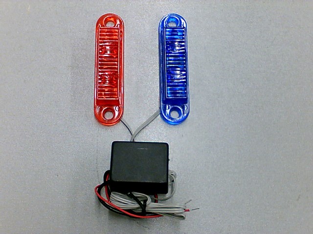 LUZ ESTROBO COLOR AZUL Y ROJO PEQUEŃOS
