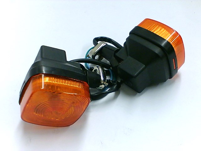 DIRECCIONAL JSMX JGO CUADRADOS MICA NARANJA TRONCO NEGRO CG125