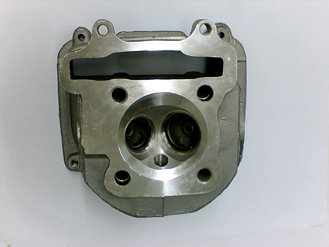 CABEZA CILINDRO JSMX MOTONETAS 150CC COLOR PLATA