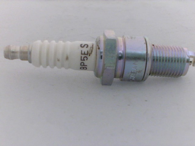 BUJIA NGK BP5ES