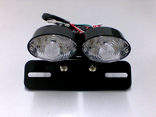 CALAVERA JSMX DOBLE LUZ LEDS CON BASE METALICA