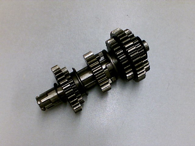 ENGRANE SECUNDARIO FT180