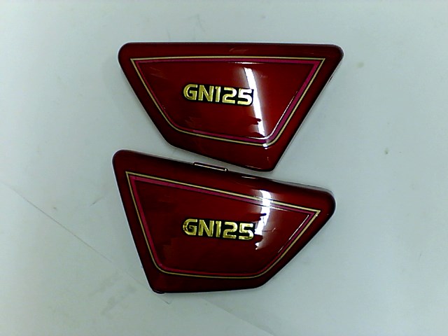 CUBIERTA LATERAL JSMX GN125 (JGO) ROJA
